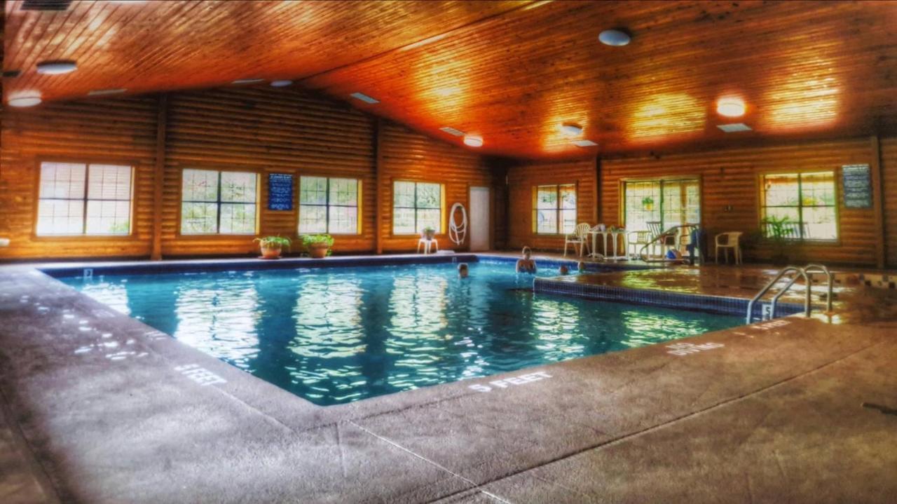 Horseshoe Bend Crown Lake Resort & Spa מראה חיצוני תמונה