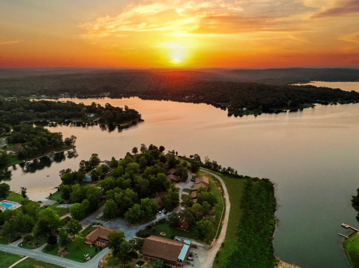 Horseshoe Bend Crown Lake Resort & Spa מראה חיצוני תמונה